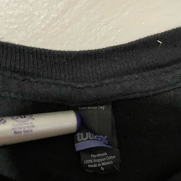 Keith Urban Raise ‘Em Up tour t-shirt - Picture 3 of 5